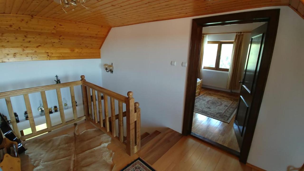 Casa Darius Villa Novaci-Străini Exteriör bild